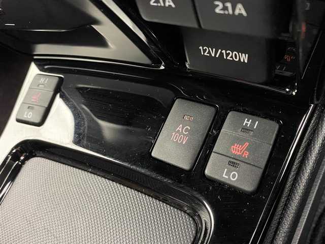 トヨタ エスクァイア ハイブリッド Gi プレミアムパッケージ 宮城県 2019(平31)年 2.8万km ブラッキッシュアゲハガラスフレーク 純正9インチナビ/（NSZT-Y68T)/純正フリップダウンモニター/純正OPエアロ/安全装備/・衝突被害軽減システム/・横滑り防止装置/・レーンキープアシスト/アイドリングストップ/クルーズコントロール/ETC/スマートキー/バックカメラ/フルセグテレビ/USB入力端子/ハーフレザー/シートヒーター/両側パワースライド/コーナーセンサー/ドライブレコーダー