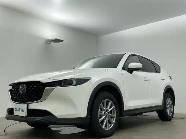 マツダ ＣＸ－５ XD スマートエディション 岡山県 2022(令4)年 3.3万km スノーフレイクホワイトパールマイカ 純正10.25インチナビ/・FM/AM/Bluetooth/フルセグ/Carplay/全方位カメラ/セーフティ/・スマートブレーキサポート/・車線逸脱警報/・ブラインドスポットモニター/・レーダークルーズコントロール/・オートマチックハイビーム/・コーナーセンサー/ETC/USB入力端子/純正17インチアルミ/純正フロアマット