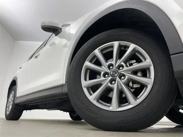 マツダ ＣＸ－５ XD スマートエディション 岡山県 2022(令4)年 3.3万km スノーフレイクホワイトパールマイカ 純正10.25インチナビ/・FM/AM/Bluetooth/フルセグ/Carplay/全方位カメラ/セーフティ/・スマートブレーキサポート/・車線逸脱警報/・ブラインドスポットモニター/・レーダークルーズコントロール/・オートマチックハイビーム/・コーナーセンサー/ETC/USB入力端子/純正17インチアルミ/純正フロアマット