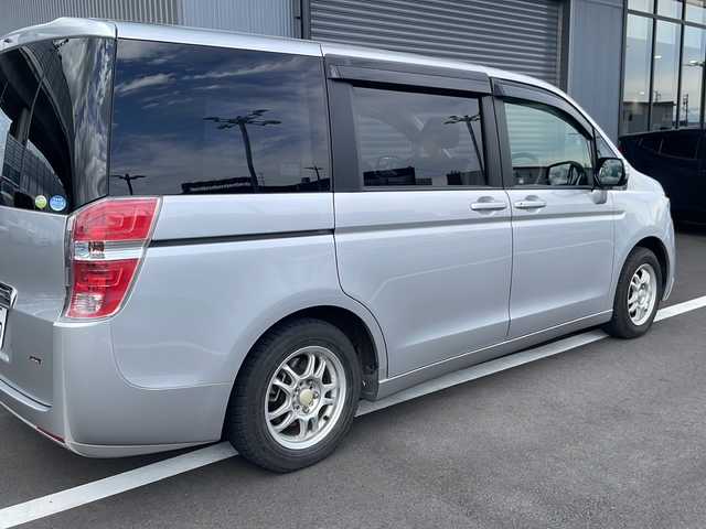 ホンダ ステップワゴン G Lパッケージ 三重県 2010(平22)年 4.8万km スーパープラチナメタリック 禁煙車/純正ナビ/CD/ラジオ/ワンセグTV/バックカメラ/ETC/両側パワースライドドア/スマートキー/オートエアコン