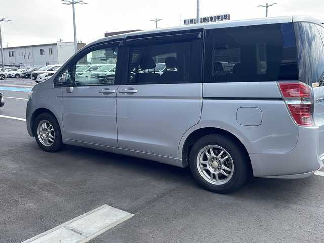 ホンダ ステップワゴン G Lパッケージ 三重県 2010(平22)年 4.8万km スーパープラチナメタリック 禁煙車/純正ナビ/CD/ラジオ/ワンセグTV/バックカメラ/ETC/両側パワースライドドア/スマートキー/オートエアコン
