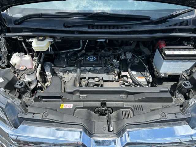 トヨタ ノア ハイブリッド S－Z 千葉県 2023(令5)年 4.3万km アティチュードブラックマイカ ワンオーナー/純正10.5インチディスプレイオーディオナビプラス/純正14インチ後席モニター/モデリスタエアロ/リアイルミルーフスポイラー/フロントグリルキット/シグネチャーイルミブレード/Bluetooth/CD/DVD/フルセグTV/バックカメラ/1列目/2列目シートヒーター/ステアリングヒーター/2列目オットマン/パワーバックドア/両側パワースライドドア/プリクラッシュセーフティ/レーダークルーズコントロール/プロアクティブドライビングアシスト/レーンディパーチャアラート/パーキングサポートブレーキ/ロードサインアシスト/先行車発進お知らせ/ハーフレザーシート/スマートキー/スペアキー×１/純正17インチアルミホイール/保証書・取扱説明書