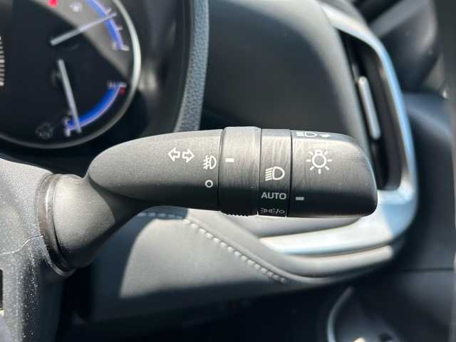 トヨタ ノア ハイブリッド S－Z 千葉県 2023(令5)年 4.3万km アティチュードブラックマイカ ワンオーナー/純正10.5インチディスプレイオーディオナビプラス/純正14インチ後席モニター/モデリスタエアロ/リアイルミルーフスポイラー/フロントグリルキット/シグネチャーイルミブレード/Bluetooth/CD/DVD/フルセグTV/バックカメラ/1列目/2列目シートヒーター/ステアリングヒーター/2列目オットマン/パワーバックドア/両側パワースライドドア/プリクラッシュセーフティ/レーダークルーズコントロール/プロアクティブドライビングアシスト/レーンディパーチャアラート/パーキングサポートブレーキ/ロードサインアシスト/先行車発進お知らせ/ハーフレザーシート/スマートキー/スペアキー×１/純正17インチアルミホイール/保証書・取扱説明書