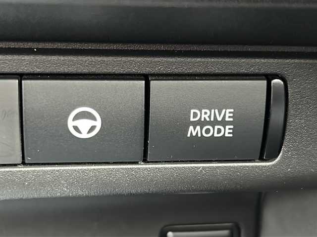 日産 セレナ e－パワー ハイウェイスター V 福岡県 2023(令5)年 2.5万km ダイヤモンドブラック 純正メモリナビ/（AM/FM/BT/フルセグTV）/プロパイロット/インテリジェントクルーズコントロール/ステアリングヒーター/シートヒーター/両側パワースライドドア/全方位カメラ/デジタルインナーミラー/車線維持支援/標識検知支援/駐車支援/コーナーセンサー/ウォークスルー/衝突軽減システム/横滑り防止装置/アイドリングストップ/プッシュスタートボタン/スマートキー/純正１６インチアルミホイール/純正フロアマット/純正LEDヘッドライト/ETC2.0
