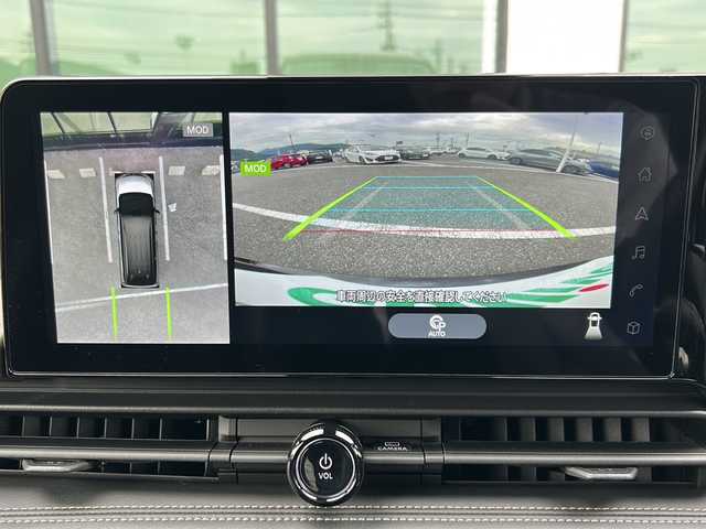 日産 セレナ e－パワー ハイウェイスター V 福岡県 2023(令5)年 2.5万km ダイヤモンドブラック 純正メモリナビ/（AM/FM/BT/フルセグTV）/プロパイロット/インテリジェントクルーズコントロール/ステアリングヒーター/シートヒーター/両側パワースライドドア/全方位カメラ/デジタルインナーミラー/車線維持支援/標識検知支援/駐車支援/コーナーセンサー/ウォークスルー/衝突軽減システム/横滑り防止装置/アイドリングストップ/プッシュスタートボタン/スマートキー/純正１６インチアルミホイール/純正フロアマット/純正LEDヘッドライト/ETC2.0