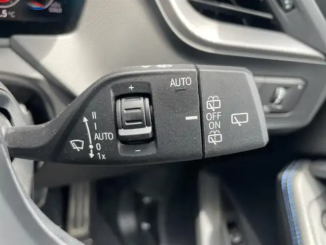 ＢＭＷ １１８ｄ Mスポーツ EDジョイ+ 静岡県 2020(令2)年 4.1万km サファイアブラックP 純正メーカーオプションナビ/（Bluetooth接続/USB入力端子/AppleCarPlay）/バックカメラ/ETC2.0/メモリー付パワーシート/USB（typeA・C）/純正フロアマット/純正18インチAW/純正エアロパーツ（フロント/サイド/リア）/レーンキープアシスト/オートマチックハイビーム/前後コーナーセンサー/アイドリングストップ/パーキングアシスト/クルーズコントロール