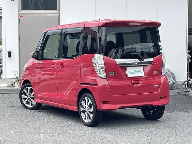 日産 デイズ ルークス ハイウェイスターX Gパッケージ 宮城県 2015(平27)年 5.2万km アゼリアピンク 純正フリップダウンモニター　/純正ナビゲーション　/　（フルセグテレビ・FM/AM・CD/DVD・/　Bluetooth・USB・iPod）/両側パワースライドドア　/全方位カメラ・バックカメラ/ワンオーナー　/　（保証書・取扱説明書・記録簿）/純正エンジンスターター　/ＥＴＣ/ダブル＋サイドエアバッグ/アイドリングストップ/電動格納ミラー/オートライト/社外AW付スタッドレスタイヤ積載/　（155/65・14インチ・溝5mm)