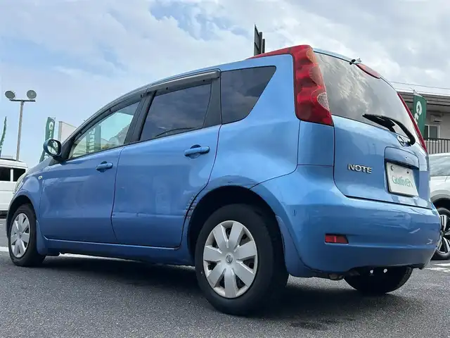 日産 ノート 15X SV +プラズマ 岡山県 2012(平24)年 6.9万km スカッシュブルー 登録時走行距離68170km/純正ナビ/(AM/FM/TV/DISC/BT)/ETC/スマートキー/電動格納ミラー/パワーステアリング/パワーウィンドウ/純正フロアマット/ハロゲンヘッドライト/取扱説明書/保証書/記録簿/フルフラットシート/
