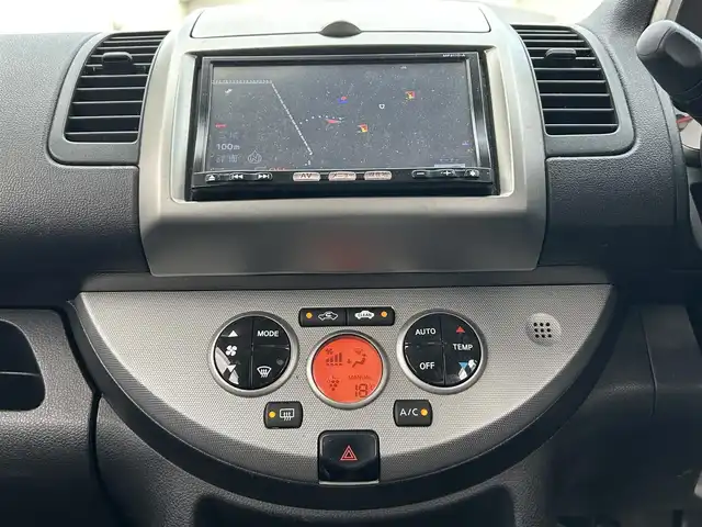 日産 ノート 15X SV +プラズマ 岡山県 2012(平24)年 6.9万km スカッシュブルー 登録時走行距離68170km/純正ナビ/(AM/FM/TV/DISC/BT)/ETC/スマートキー/電動格納ミラー/パワーステアリング/パワーウィンドウ/純正フロアマット/ハロゲンヘッドライト/取扱説明書/保証書/記録簿/フルフラットシート/