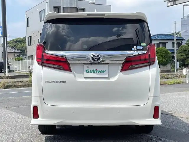 トヨタ アルファード S Cパッケージ 千葉県 2019(令1)年 6.3万km ホワイトパールクリスタルシャイン 12.1型リアシートエンタテインメントシステム【MOP】/3眼LEDヘッドランプ/シーケンシャルターンランプ【MOP】/ブラインドスポットモニター【MOP】/デジタルインナーミラー【MOP】/10インチ純正メモリナビ/・フルセグTV(キャンセラー付)/BT/DVD/ラジオ/バックカメラ/ワンタッチスイッチ付デュアルパワースライドドア/パワーバックドア/AC100V/スペアタイヤ【MOP】/ETC2.0/純正ドライブレコーダー【DRT-C68A】/純正18インチアルミホイール/取扱説明書/保証書/スペアキー