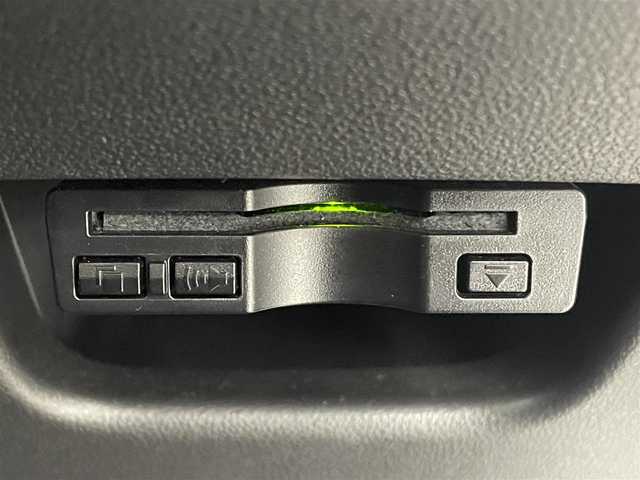 ダイハツ キャスト スポーツ SAⅡ 熊本県 2016(平28)年 6.7万km パールホワイトⅢ 社外ナビMDV-Z702W（ＣＤ・ＤＶＤ・ＢＴ）/バックカメラ　/ＥＴＣ　/運転席シートヒーター　/後ろのみコーナーセンサー　/スマートアシストII/・衝突回避支援ブレーキ/・衝突警報機能/・車線逸脱抑制機能/・誤発進制御機能/・先行車発進お知らせ機能/横滑り防止　/アイドリングストップ　/パドルシフト/純正フロアマット/純正１６インチAW/オートライト　/ＬＥＤヘッドライト　/フォグライト/プッシュスタート/スマートキー
