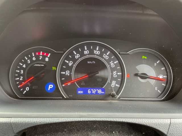 トヨタ ヴォクシー ZS 煌Ⅱ 神奈川県 2019(令1)年 6.8万km ブラック ワンオーナー/純正SDナビ【NSZT-W68T】/・DTV/CD/DVD/SD/MSV/BT/バックカメラ/クリアランスソナー/ToyotaSafetySense/・プリクラッシュセーフティ/・車線逸脱警報/・オートマチックハイビーム/・先行車発進告知機能/クルーズコントロール/ビルトインETC/アイドリングストップ/両側パワースライドドア/バックドアイージークローザー/リアドア手動サンシェード/純正16インチAW/ルーフエンドスポイラー/社外革調シートカバー/D席シートリフター/プッシュEgスタート/ストップ/スマートキー×2/純正LEDヘッドライト/フォグランプ/ターンランプ付電動格納ドアミラー/ドアバイザー/純正フロアマット/取扱説明書/ナビ取扱説明書/新車時保証書