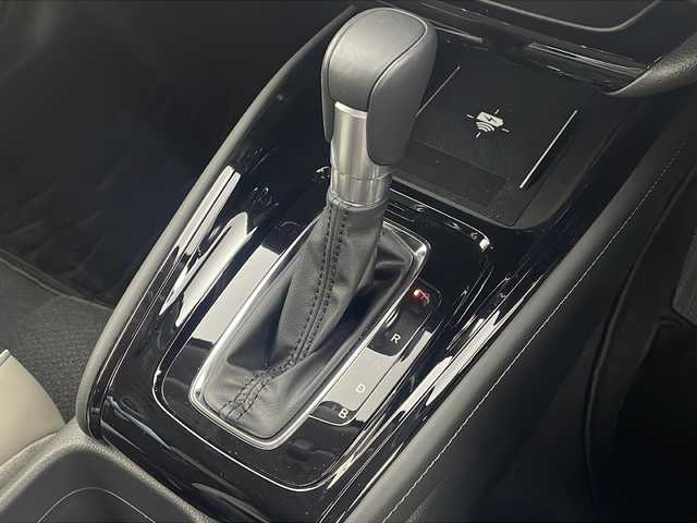 ホンダ ヴェゼル ハイブリッド e:HEV Z PLaYパッケージ 栃木県 2024(令6)年 0.4万km クリスタルブラックパール 純正ナビ/（TV/BT/USB/Apple carplay/Android Auto）/バックカメラ/ETC2.0/ハーフレザーシート/前席シートヒーター/ホンダセンシング/・ブラインドスポットモニター/・レーンキープアシスト/・レーダークルーズ/・標識認識/LEDヘッドライト/クリアランスソナー/パワーバックドア/パドルシフト/置くだけ充電/ブレーキホールド/新車保証書/取扱説明書