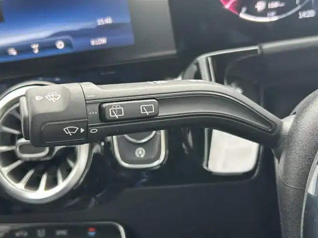メルセデス・ベンツ Ｍ・ベンツ ＧＬＡ２００ｄ 4マチック 福島県 2024(令6)年 0.2万km ポーラホワイト 純正ナビゲーション/【USB/BT/TV】/360°カメラシステム/パノラミックスライディングルーフ/ドライブレコーダー付きレーザー＆レーダー探知機/型番：Z840DR/ETC/置くだけ充電/アクティブブレーキアシスト/ブラインドスポットモニター/アクティブディスタンスアシストディストロニック/アクティブレーンキーピングアシスト/アイドリングストップ/電動リフトゲート/前席シートヒーター/前席パワーシート/前席シートメモリー/ステアリングリモコン/パドルシフト/LEDオートライト/LEDフォグランプ/純正フロアマット