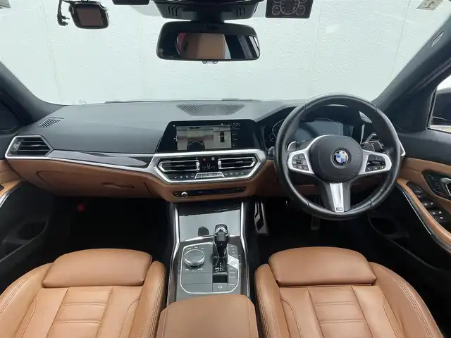 ＢＭＷ ３３０ｉ Mスポーツ 東京都 2019(令1)年 3.9万km 黒 電動ガラスルーフ/ハイラインＰＫＧ/ＡＣＣ/ランパーサポート付きパワーシート/コンフォートＰＫＧ/オートマチックトランクリッゴ/ストレージパッケージ/パーキングアシストプラス/ＡＣＣ/パドルシフト/ＥＴＣ２．０/ドライブレコーダー/ワイヤレスチャージ