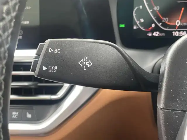 ＢＭＷ ３３０ｉ Mスポーツ 東京都 2019(令1)年 3.9万km 黒 電動ガラスルーフ/ハイラインＰＫＧ/ＡＣＣ/ランパーサポート付きパワーシート/コンフォートＰＫＧ/オートマチックトランクリッゴ/ストレージパッケージ/パーキングアシストプラス/ＡＣＣ/パドルシフト/ＥＴＣ２．０/ドライブレコーダー/ワイヤレスチャージ