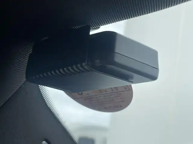 ＢＭＷ ３３０ｉ Mスポーツ 東京都 2019(令1)年 3.9万km 黒 電動ガラスルーフ/ハイラインＰＫＧ/ＡＣＣ/ランパーサポート付きパワーシート/コンフォートＰＫＧ/オートマチックトランクリッゴ/ストレージパッケージ/パーキングアシストプラス/ＡＣＣ/パドルシフト/ＥＴＣ２．０/ドライブレコーダー/ワイヤレスチャージ