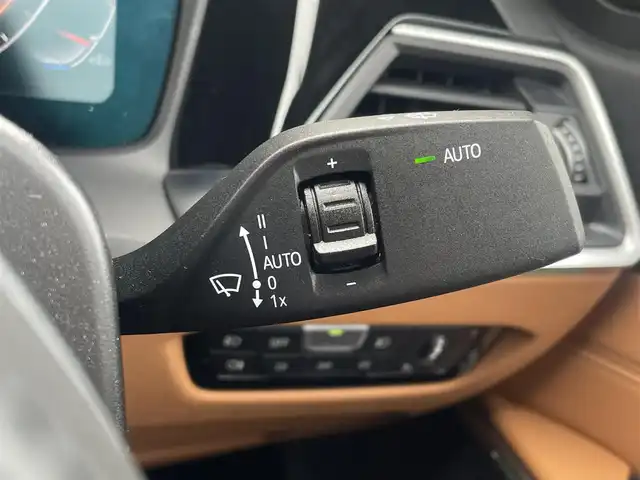 ＢＭＷ ３３０ｉ Mスポーツ 東京都 2019(令1)年 3.9万km 黒 電動ガラスルーフ/ハイラインＰＫＧ/ＡＣＣ/ランパーサポート付きパワーシート/コンフォートＰＫＧ/オートマチックトランクリッゴ/ストレージパッケージ/パーキングアシストプラス/ＡＣＣ/パドルシフト/ＥＴＣ２．０/ドライブレコーダー/ワイヤレスチャージ