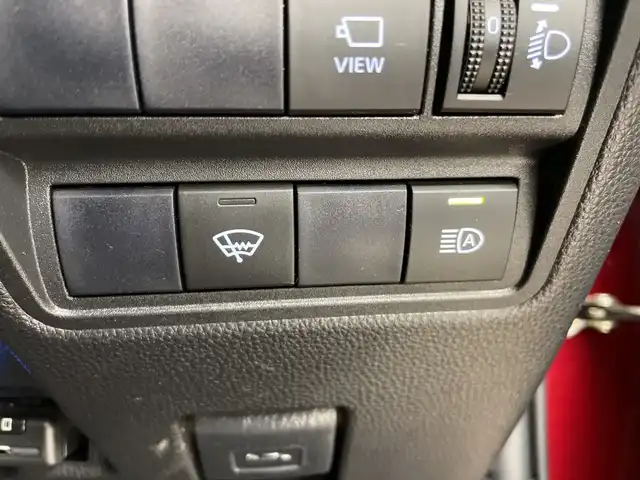 トヨタ ヤリスクロス Z 道央・札幌 2020(令2)年 4.5万km ブラックマイカ/センシュアルレッドマイカ ・４ＷＤ/寒冷地仕様/・セーフティセンス/・ワンオーナー/・レーダークルーズコントロール/・ダウンヒルアシスト/・ブラインドスポットモニター/・純正ナビ/・BT/DVD/CD/USB/ミラキャスト/・全方位カメラ/・ハーフレザーシート/・前席シートヒーター/・ステアリングスイッチ/・LEDヘッドライト/・オートライト/オートマチックハイビーム/・スマートキー/プッシュスタート/・純正エンジンスターター/・ETC