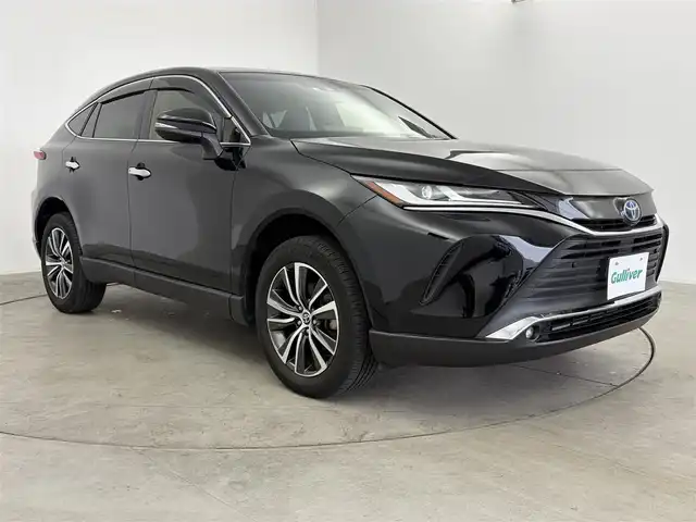 トヨタ ハリアー ハイブリッド G レザーパッケージ 愛知県 2022(令4)年 4.1万km ブラック トヨタセーフティ/純正ナビ/（Bluetooth/フルセグTV/USB入力/AM/FM）/バックカメラ/ETC/デジタルインナーミラー/ドラレコ/電動リアゲード/パワーシート/シートヒータ/クーラー/ステアリングヒーター/レザーシート/電子パーキング/オートホールド/純正18インチAW/純正LEDライト/ドアバイザー/電動格納ミラー/テレビキャンセラー/ステアリングリモコン/メモリシート/スマートキー