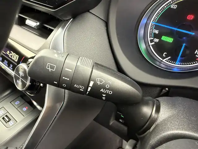 トヨタ ハリアー ハイブリッド G レザーパッケージ 愛知県 2022(令4)年 4.1万km ブラック トヨタセーフティ/純正ナビ/（Bluetooth/フルセグTV/USB入力/AM/FM）/バックカメラ/ETC/デジタルインナーミラー/ドラレコ/電動リアゲード/パワーシート/シートヒータ/クーラー/ステアリングヒーター/レザーシート/電子パーキング/オートホールド/純正18インチAW/純正LEDライト/ドアバイザー/電動格納ミラー/テレビキャンセラー/ステアリングリモコン/メモリシート/スマートキー