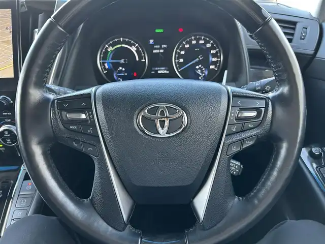 トヨタ アルファードハイブリット SR Cパッケージ 群馬県 2020(令2)年 4.1万km ホワイトパールクリスタルシャイン ４WD/モデリスタエアロ/JBLプレミアムサウンド/メーカーOP10.5型SDナビ/13.3型リヤエンターテインメントシステム/パノラミックビューモニター/デジタルインナーミラー/寒冷地仕様/三眼フルLEDライト/両側パワースライドドア/パワーバックドア/エグゼクティブパワーシート/トヨタセーフティセンス/プリクラッシュセーフティ/レーダークルーズコントロール/レーントレーシングアシスト/ロードサインアシスト/アダプティブハイビームアシスト/クリアランスソナー/パワーシート/シートヒーター・シートベンチレーション（前席）/ステアリングヒーター/ロールサンシェード/AC100V/1500W/ビルトインETC2.0/前後ドライブレコーダー/純正エンジンスターター/社外アルミホイール/TVキット