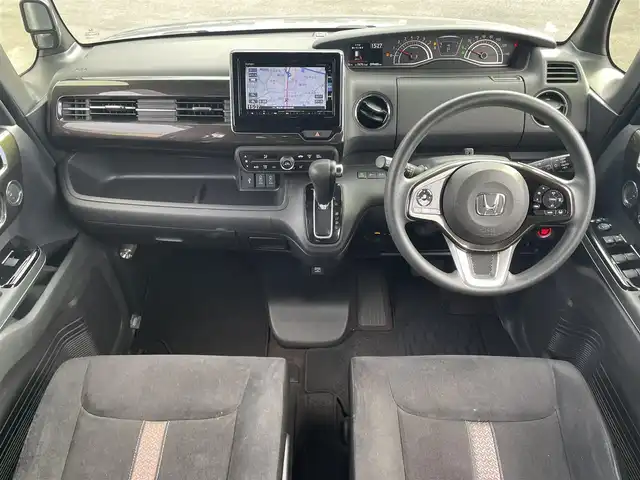 ホンダ Ｎ ＢＯＸ カスタム G EX ホンダセンシング 埼玉県 2018(平30)年 10万km シャイニンググレーM (株)IDOMが運営する【じしゃロン川越店】の自社ローン専用車両になります。こちらは現金またはオートローンご利用時の価格です。自社ローンご希望の方は別途その旨お申付け下さい/純正メモリナビ/ＴＶ/Ｂｌｕｅｔｏｏｔｈ　/Ｂカメラ/パワースライドドア/シートヒーター/ホンダセンシング/レーンキープアシスト/レーダークルーズコントロール/ＬＥＤ/プッシュスタート