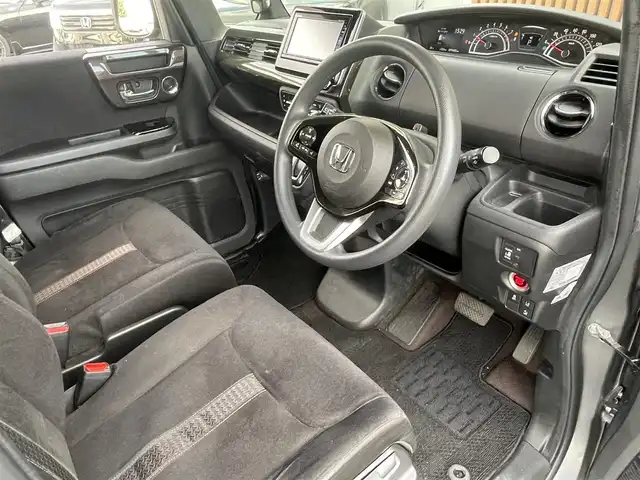 ホンダ Ｎ ＢＯＸ カスタム G EX ホンダセンシング 埼玉県 2018(平30)年 10万km シャイニンググレーM (株)IDOMが運営する【じしゃロン川越店】の自社ローン専用車両になります。こちらは現金またはオートローンご利用時の価格です。自社ローンご希望の方は別途その旨お申付け下さい/純正メモリナビ/ＴＶ/Ｂｌｕｅｔｏｏｔｈ　/Ｂカメラ/パワースライドドア/シートヒーター/ホンダセンシング/レーンキープアシスト/レーダークルーズコントロール/ＬＥＤ/プッシュスタート