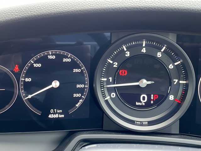 ポルシェ ポルシェ ９１１ カレラ 東京都 2024(令6)年 0.5万km ピュアホワイト 新車時保証書　整備記録簿/取扱説明書　/ブレーキアシスト/レーンキープアシスト/純正ナビ/社外フルセグTV/BT/USB/AppleCarplay/社外DVDプレイヤー/360度カメラ　ETC【2.0】/ドライブレコーダー【３６０度＋前後】/レザーシート/シートヒーター/フロント背もたれパワーシート/キーレスキー×２/LEDヘッドライト/オートライト/パドルシフト付皮巻きハンドル/純正19インチアルミ【フロント】/純正２０インチアルミ【リヤ】