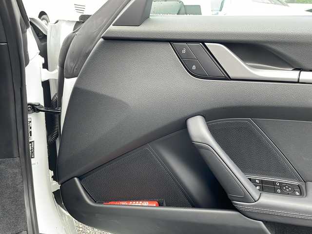 ポルシェ ポルシェ ９１１ カレラ 東京都 2024(令6)年 0.5万km ピュアホワイト 新車時保証書　整備記録簿/取扱説明書　/ブレーキアシスト/レーンキープアシスト/純正ナビ/社外フルセグTV/BT/USB/AppleCarplay/社外DVDプレイヤー/360度カメラ　ETC【2.0】/ドライブレコーダー【３６０度＋前後】/レザーシート/シートヒーター/フロント背もたれパワーシート/キーレスキー×２/LEDヘッドライト/オートライト/パドルシフト付皮巻きハンドル/純正19インチアルミ【フロント】/純正２０インチアルミ【リヤ】