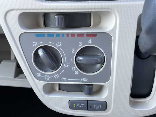 ダイハツ ムーヴ L SAⅢ 長野県 2018(平30)年 1.9万km ブライトシルバーメタリック ケンウッドオーディオ/FM・AM・CD/サマータイヤ積み込み/オートマチックハイビーム/アイドリングストップ/ドライブレコーダー/コーナーセンサー/電動格納ミラー/横滑り防止装置/ベンチシート/リモコンキー/スペアキー