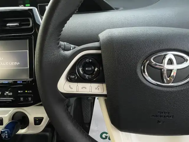 トヨタ プリウス S ツーリングセレクション 埼玉県 2016(平28)年 2.8万km スティールブロンドM レザーシート/前席シートヒーター/純正9型ナビTV/バックカメラ/ビルトインETC2.0/LEDヘッドライト/純正17インチアルミ/レーダークルーズコントロール/セーフティセンス/プッシュスタート/スマートキー/車検R９年3月まで