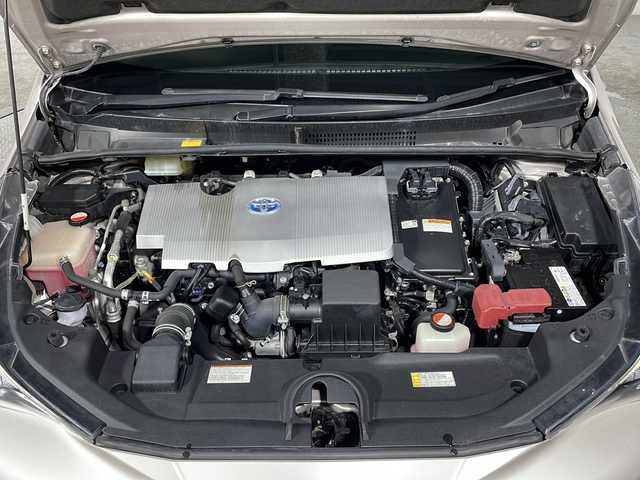 トヨタ プリウス S ツーリングセレクション 沖縄県 2016(平28)年 2.8万km スティールブロンドM 県外仕入れ/純正9インチナビ/【CD/DVD/フルセグTV/BT】/バックカメラ/前方ドライブレコーダー/トヨタセーフティセンス/→プリクラッシュセーフティ/→レーンデイパーチャーアラート/→オートマチックハイビーム/横滑り防止装置/レーダークルーズコントロール/ETC/レザーシート/シートヒーター/ステアリングスイッチ/純正ドアバイザー/スマートキー