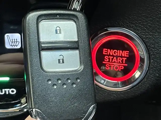 ホンダ ヴェゼル X ホンダセンシング 岩手県 2019(令1)年 7.2万km ミッドナイトブルービームM ４WD/クルーズコントロール/バックカメラ/レーンアシスト/衝突被害軽減システム/横滑り防止装置/アイドリングストップ/オートライト/フロントワイパーデアイサー/前席シートヒーター/ETC/チップアップリアシート/ステアリングスイッチ/純正ナビ/純正フロアマット/純正LEDヘッドライト/社外１７インチアルミホイール/スマートキー・プッシュスタート