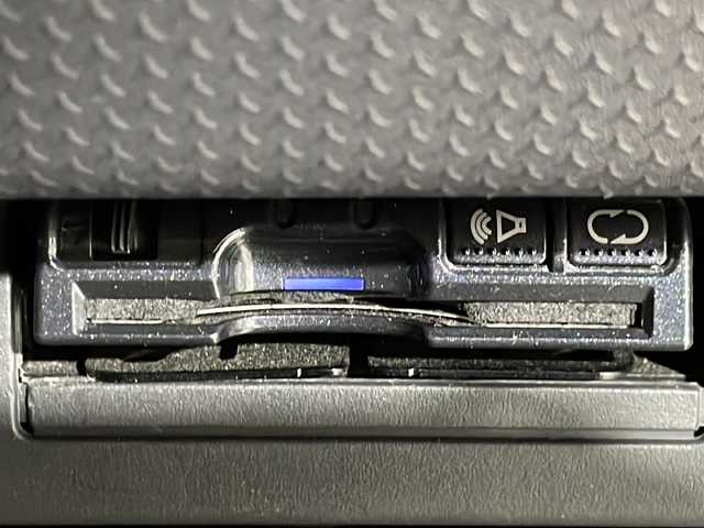 スズキ ハスラー X ターボ 広島県 2015(平27)年 1.9万km パッションオレンジマイカ/スペリアホワイト 社外ナビ/衝突軽減ブレーキ/シートヒーター/HIDヘッドライト/オートライト/スマートキー/ETC/ドライブレコーダー/純正15インチAW/フォグランプ/アイドリングストップ/横滑り防止装置