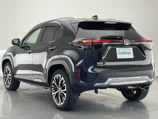 トヨタ ヤリスクロス ハイブリッド Z アドベンチャー 愛知県 2024(令6)年 1.3万km ブラックマイカ 純正８型ＤＡナビＴＶ　全方位カメラ　禁煙　パーキングアシスト　ハーフレザー　シートヒーター　電動リアゲート　ミラー型前後ドラレコ　電動パーキング　ルーフレール　ＨＤＭＩ　ＵＳＢ　ＢＳＭ　ハンドルヒーター　LEDオートライト　フォグランプ　コーナーセンサー