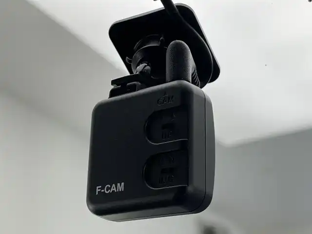 トヨタ ヤリスクロス ハイブリッド Z アドベンチャー 愛知県 2024(令6)年 1.3万km ブラックマイカ 純正８型ＤＡナビＴＶ　全方位カメラ　禁煙　パーキングアシスト　ハーフレザー　シートヒーター　電動リアゲート　ミラー型前後ドラレコ　電動パーキング　ルーフレール　ＨＤＭＩ　ＵＳＢ　ＢＳＭ　ハンドルヒーター　LEDオートライト　フォグランプ　コーナーセンサー