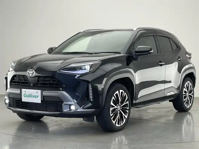 トヨタ ヤリスクロス ハイブリッド Z アドベンチャー 愛知県 2024(令6)年 1.3万km ブラックマイカ 純正８型ＤＡナビＴＶ　全方位カメラ　禁煙　パーキングアシスト　ハーフレザー　シートヒーター　電動リアゲート　ミラー型前後ドラレコ　電動パーキング　ルーフレール　ＨＤＭＩ　ＵＳＢ　ＢＳＭ　ハンドルヒーター　LEDオートライト　フォグランプ　コーナーセンサー