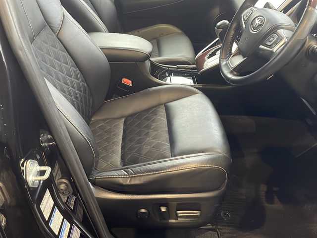 トヨタ ハリアー プレミアム 秋田県 2016(平28)年 6.4万km スパークリングブラックパールクリスタルシャイン 純正ナビ/Bluetooth/フルセグTV/ラジオ/オートハイビーム/パワーバックドア/ETC/横滑り防止スイッチ/車線逸脱スイッチ/ステアリングスイッチ/電動格納ミラー/純正フロアマット/アイドリングストップ/オールオートウィンドウ/TV切り替えスイッチ/純正AW組18インチ夏タイヤ積載