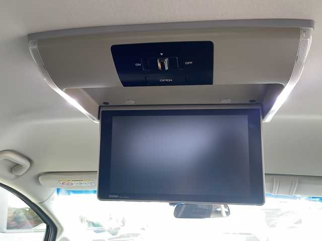 ホンダ オデッセイ アブソルート・Xホンダセンジング 京都府 2017(平29)年 6.6万km クリスタルブラックパール 純正８インチナビ　Ｂｌｕｅｔｏｏｔｈオーディオ　フルセグ　ＤＶＤ再生　バックカメラ　後席フリップダウンモニター　両側パワースライド　アダプティブクルーズコントロール　ＬＥＤヘッドライト　全方位ドラレコ