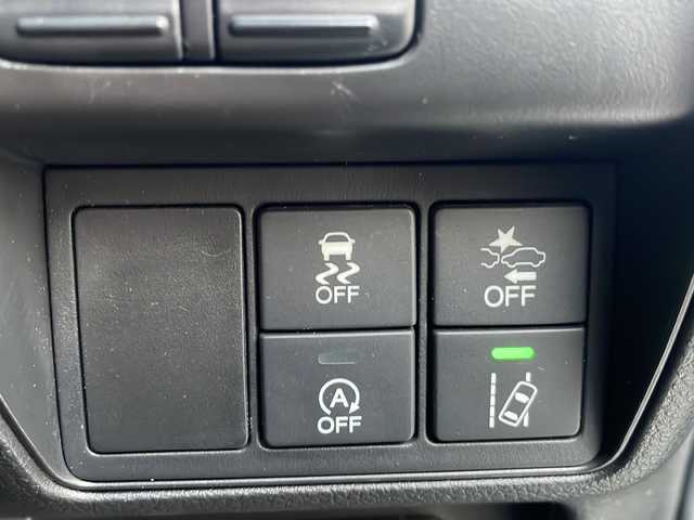 ホンダ オデッセイ アブソルート・Xホンダセンジング 京都府 2017(平29)年 6.6万km クリスタルブラックパール 純正８インチナビ　Ｂｌｕｅｔｏｏｔｈオーディオ　フルセグ　ＤＶＤ再生　バックカメラ　後席フリップダウンモニター　両側パワースライド　アダプティブクルーズコントロール　ＬＥＤヘッドライト　全方位ドラレコ