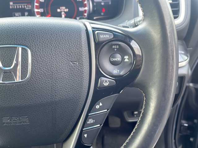 ホンダ オデッセイ アブソルート・Xホンダセンジング 京都府 2017(平29)年 6.6万km クリスタルブラックパール 純正８インチナビ　Ｂｌｕｅｔｏｏｔｈオーディオ　フルセグ　ＤＶＤ再生　バックカメラ　後席フリップダウンモニター　両側パワースライド　アダプティブクルーズコントロール　ＬＥＤヘッドライト　全方位ドラレコ