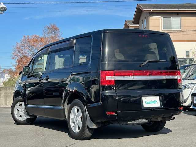 三菱 デリカＤ：５ G－Power package 神奈川県 2015(平27)年 7.7万km アイガーグレーM/ダイヤモンドブラックマイカ ●社外ナビ/（フルセグ/CD/DVD/Bluetooth）/(CN-R300WD)/●バックカメラ/●クルーズコントロール/●アイドリングストップ/●LEDヘッドライト/●オートライト/●フォグランプ/●革巻きステアリング/●ステアリングスイッチ/●パドルシフト/●電動格納ウインカーミラー/●ETC/●純正フロアマット/●ドアバイザー/●前後ドライブレコーダー/●ドアバイザー/●スマートキー/●純正16インチアルミホイール/●ダブル+サイドSRS+ABS/●保証書/●取扱説明書