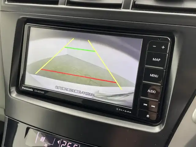 トヨタ プリウス α S 群馬県 2013(平25)年 3万km ホワイトパールクリスタルシャイン 禁煙車　社外７型ワイドナビ　バックカメラ　ステアリングスイッチ　ドライブレコーダー　ヘッドライトウォッシャー　ビルトインＥＴＣ　オートライト　オートエアコン　スマートキー　プッシュスタート