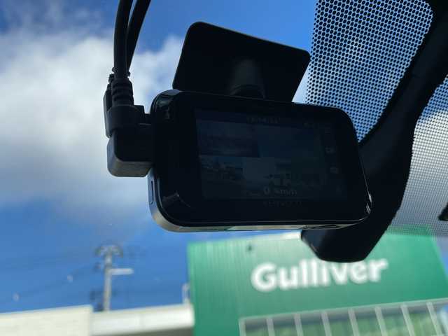 レクサス ＩＳ 250 Fスポーツ Xライン 青森県 2015(平27)年 10.4万km ホワイトノーヴァガラスフレーク 4WD/寒冷地仕様/純正メーカーSDナビ・フルセグTV/CD・DVD・Bluetooth・SD/バックカメラ/黒×赤合皮シート/前席パワーシート/前席エアシート・シートヒーター/OPステアリングヒーター/プリクラッシュセーフティ/レーダークルーズコントロール/前後クリアランスソナー/パドルシフト/純正エンジンスターター/前後ドライブレコーダー/ビルトインETC/OP LEDヘッドライト/LEDフォグランプ/LEDリアフォグランプ/純正17インチアルミ