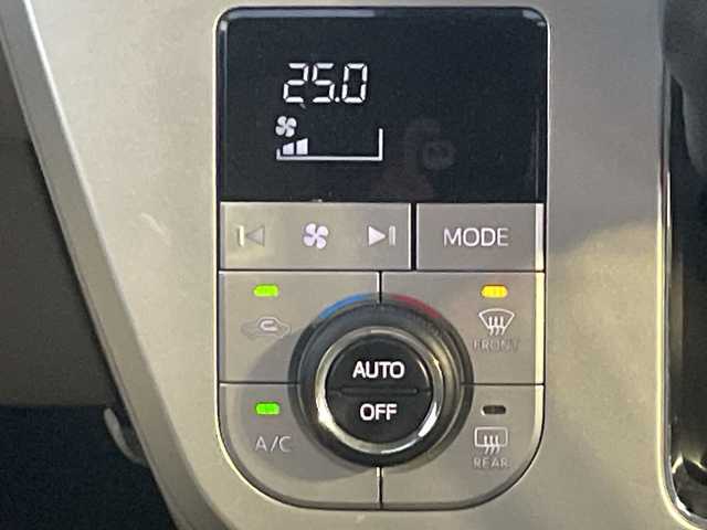 ダイハツ キャスト スタイル X SAⅡ 山口県 2017(平29)年 5.7万km パールホワイトⅢ 純正ナビ　/　・フルセグＴＶ　/　・Ｂｌｕｅｔｏｏｔｈ　/　・ＣＤ　/　・ＵＳＢ　/ＡＡＣ　/純正フロアマット　/オートライト　/フォグランプ　/アイドリングストップ　/エンジンスタートボタン　/パワステ　/パワーウィンドウ　/スペアキー１本