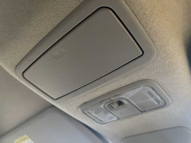 ダイハツ キャスト スタイル X SAⅡ 山口県 2017(平29)年 5.7万km パールホワイトⅢ 純正ナビ　/　・フルセグＴＶ　/　・Ｂｌｕｅｔｏｏｔｈ　/　・ＣＤ　/　・ＵＳＢ　/ＡＡＣ　/純正フロアマット　/オートライト　/フォグランプ　/アイドリングストップ　/エンジンスタートボタン　/パワステ　/パワーウィンドウ　/スペアキー１本