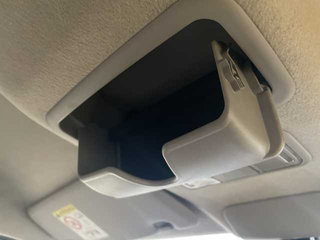 ダイハツ キャスト スタイル X SAⅡ 山口県 2017(平29)年 5.7万km パールホワイトⅢ 純正ナビ　/　・フルセグＴＶ　/　・Ｂｌｕｅｔｏｏｔｈ　/　・ＣＤ　/　・ＵＳＢ　/ＡＡＣ　/純正フロアマット　/オートライト　/フォグランプ　/アイドリングストップ　/エンジンスタートボタン　/パワステ　/パワーウィンドウ　/スペアキー１本