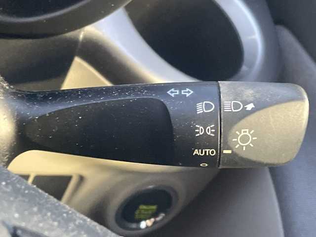 ダイハツ キャスト スタイル X SAⅡ 山口県 2017(平29)年 5.7万km パールホワイトⅢ 純正ナビ　/　・フルセグＴＶ　/　・Ｂｌｕｅｔｏｏｔｈ　/　・ＣＤ　/　・ＵＳＢ　/ＡＡＣ　/純正フロアマット　/オートライト　/フォグランプ　/アイドリングストップ　/エンジンスタートボタン　/パワステ　/パワーウィンドウ　/スペアキー１本