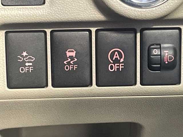 ダイハツ キャスト スタイル X SAⅡ 山口県 2017(平29)年 5.7万km パールホワイトⅢ 純正ナビ　/　・フルセグＴＶ　/　・Ｂｌｕｅｔｏｏｔｈ　/　・ＣＤ　/　・ＵＳＢ　/ＡＡＣ　/純正フロアマット　/オートライト　/フォグランプ　/アイドリングストップ　/エンジンスタートボタン　/パワステ　/パワーウィンドウ　/スペアキー１本